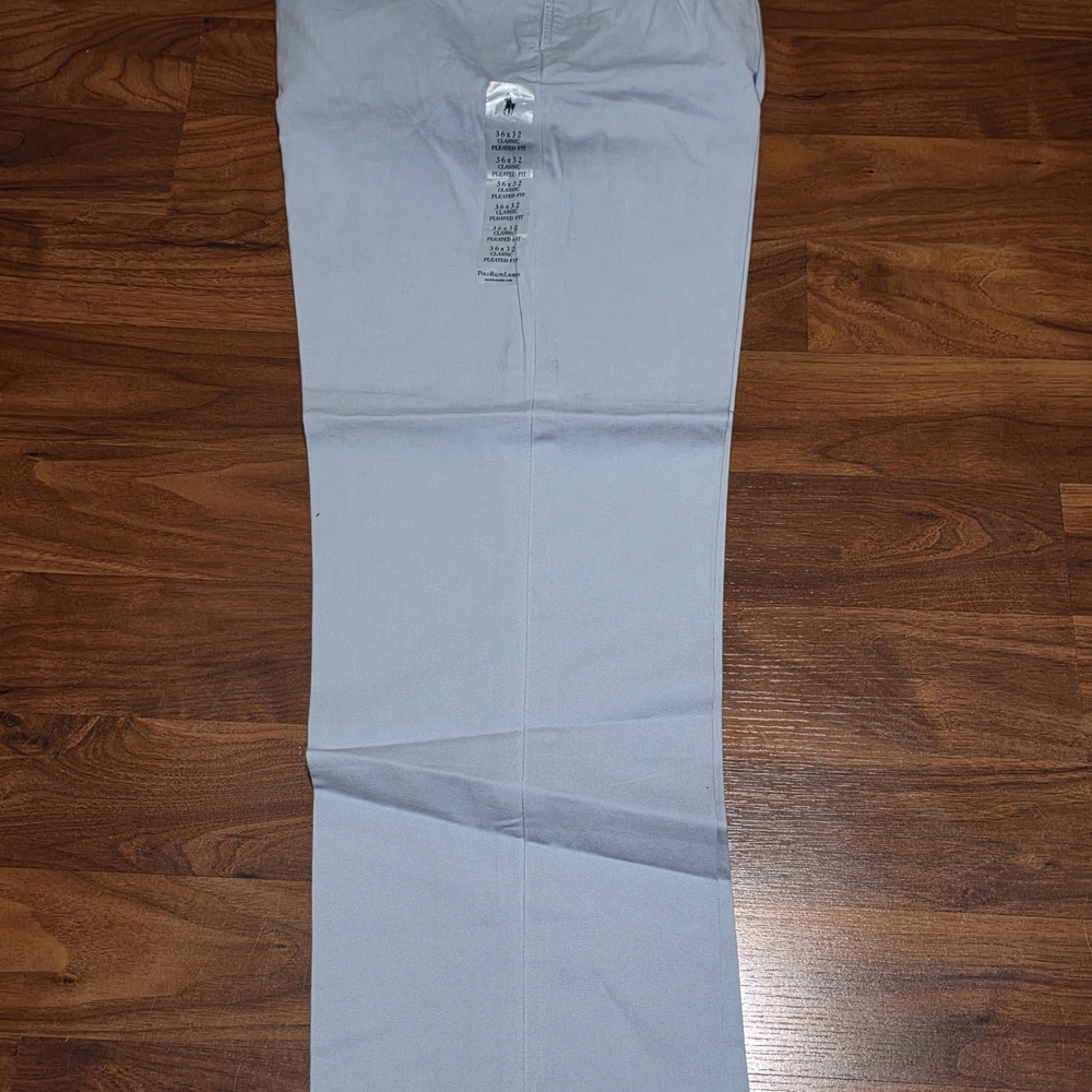 Ralph Lauren Pleated Fit Chino